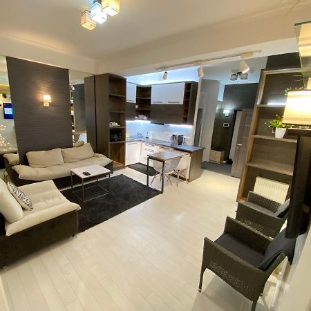 New Double Room Luxury Apartment In The Center Chisinau Exterior photo