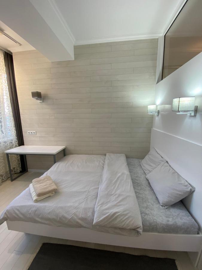 New Double Room Luxury Apartment In The Center Chisinau Exterior photo