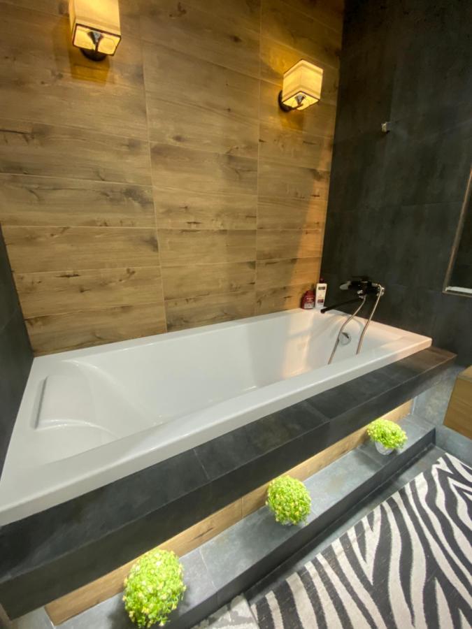 New Double Room Luxury Apartment In The Center Chisinau Exterior photo