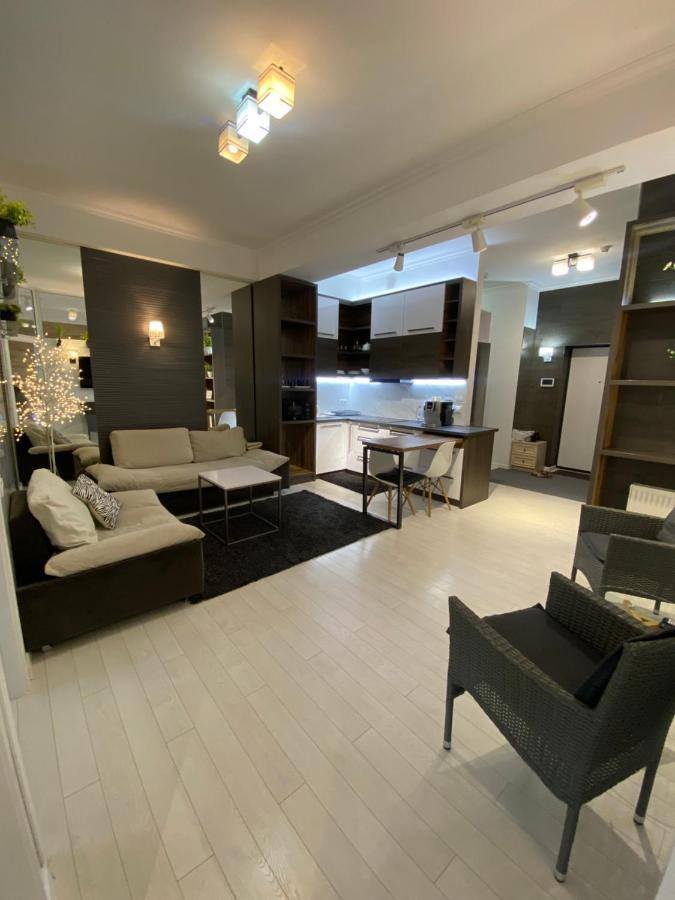 New Double Room Luxury Apartment In The Center Chisinau Exterior photo